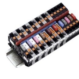 1 pcs - Phoenix Contact PT 4-FSI/F Series Black Fused DIN Rail Terminal, 4mm², Single-Level, Push In Termination, Fused, CSA