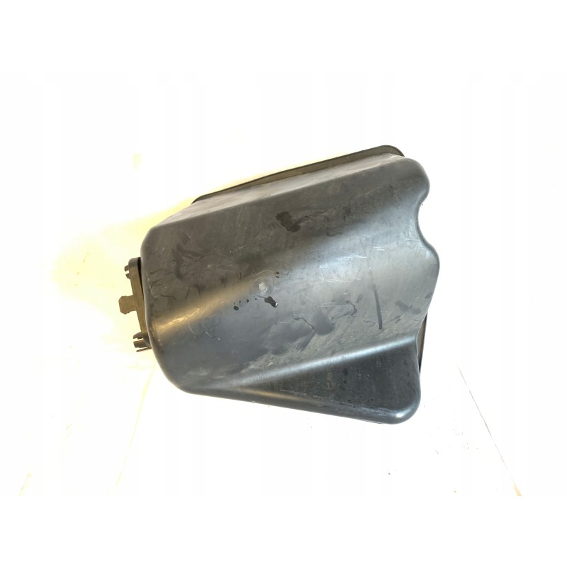 Suzuki burgman 650 filter housing