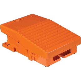 1 pcs - Schneider Electric Industrial Duty Momentary On-Off Foot Switch - Metal Case Material, 1NC+1NO, 3 A, 270 mA Contact