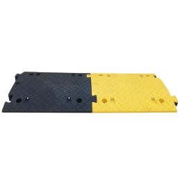 1 pcs - RS PRO High Visibility Rubber Speed Bump, 430mm x 5 m x 70 mm, 15km/h Speed Limit