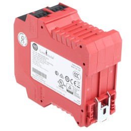 1 pcs - Rockwell Automation Single-Channel Light Beam/Curtain, Safety Switch/Interlock Safety Relay, 24V ac/dc, 2 Safety