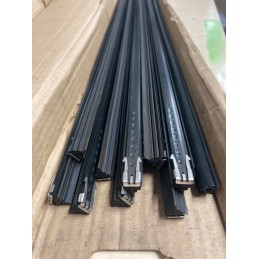 Wiper blade 720 mm 28 universal