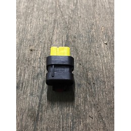 These connectivity 776429 2 plug 3 ways