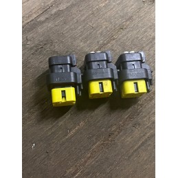 Te connectivity 776531 3 car connector 6p