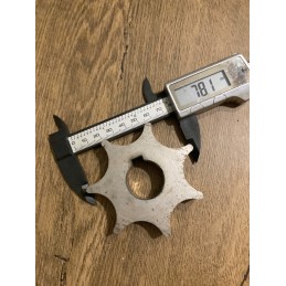 Harvester chain drive sprocket