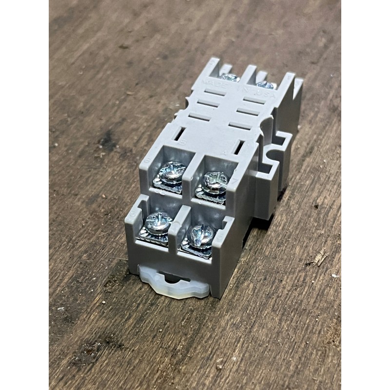 Plug-in relay type n relay socket 8 relay boards