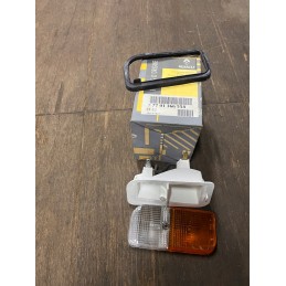 Renault oe 7701366558 turn signal