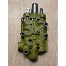 Dana spicer 234356 3 control cover distributor housing