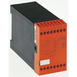 1 pcs - Dold Dual-Channel Two Hand Control Safety Relay, 24V dc, 2 Safety Contacts