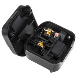 1 pcs - PowerConnections Europe to UK Mains Connector Converter, Rated At 2.5A