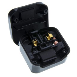 1 pcs - PowerConnections Europe to UK Mains Connector Converter, Rated At 2.5A