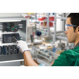 1 pcs - Schneider Electric Plug In Power Relay, 24V dc Coil, SPDT