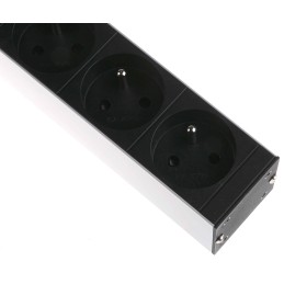 1 pcs - Type E - French 6 Gang Power Distribution Unit, 2.5m Cable, 16A, RCD Protected