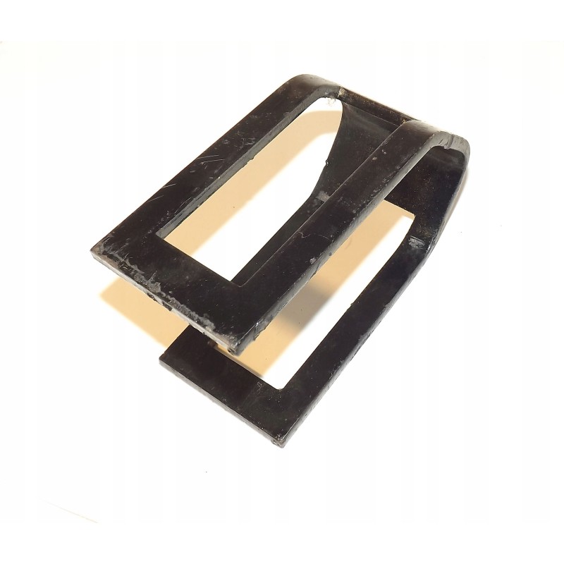 Standard cultivator handle clamp