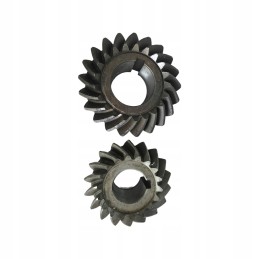 A pair of Olsztyn gear wheels 18 21 hatch original