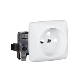 1 pcs - Legrand White 1 Gang Plug Socket, 16A, Type E - French, Indoor Use