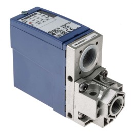 1 pcs - Telemecanique Sensors Pressure Sensor, 1bar Min, 20bar Max, Relay Output, Differential Reading