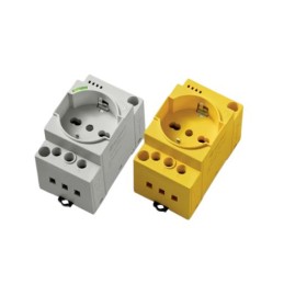 1 pcs - Finder Power Socket