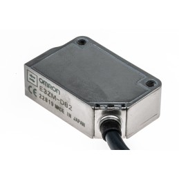 1 pcs - Omron Diffuse Photoelectric Sensor, Block Sensor, 1 m Detection Range