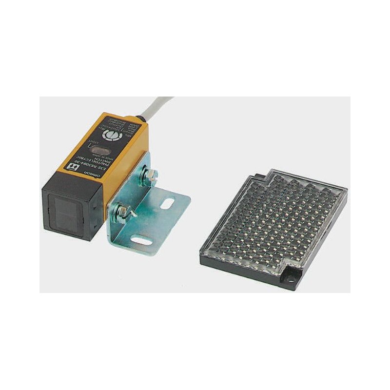 1 pcs - Omron Retroreflective Photoelectric Sensor, Block Sensor, 300 mm Detection Range