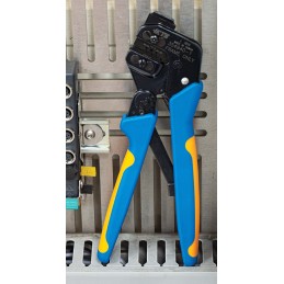 1 pcs - TE Connectivity PRO-CRIMPER III Hand Ratcheting Crimp Tool for Multimate Type III+ Contacts, Multimate Type VI Contacts