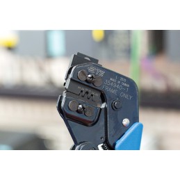 1 pcs - TE Connectivity PRO-CRIMPER III Hand Ratcheting Crimp Tool for Multimate Type III+ Contacts, Multimate Type VI Contacts