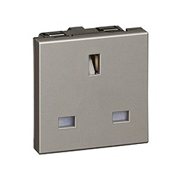 1 pcs - Legrand 1 Gang Plug Socket, 13A, Type G - British, Indoor Use