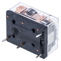 1 pcs - Omron PCB Mount Latching Power Relay, 5V dc Coil, 10A Switching Current, SPST