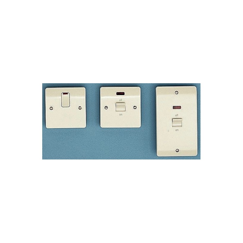 1 pcs - MK Electric 20A, 2 Gang Fused Spur