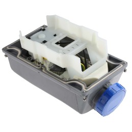 1 pcs - Scame IP67 Blue Panel Mount 2P + E Right Angle Industrial Power Socket, Rated At 16A, 230 V