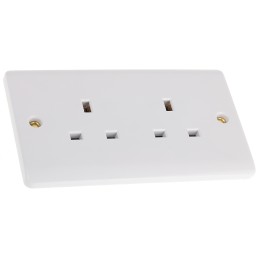 1 pcs - RS PRO White 2 Gang Plug Socket, 0 Poles, 13A, Type G - British, Indoor Use