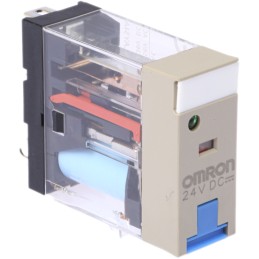 1 pcs - Omron Plug In Latching Non-Latching Relay, 24V dc Coil, 10A Switching Current, SPDT