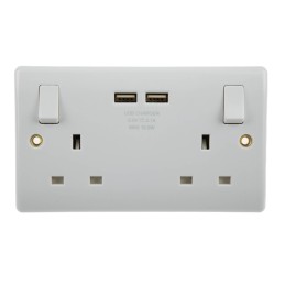 1 pcs - BG Electrical White 2 Gang Power Socket, 2 Poles, 13A, Type G - British, USB