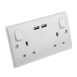 1 pcs - BG Electrical White 2 Gang Power Socket, 2 Poles, 13A, Type G - British, USB