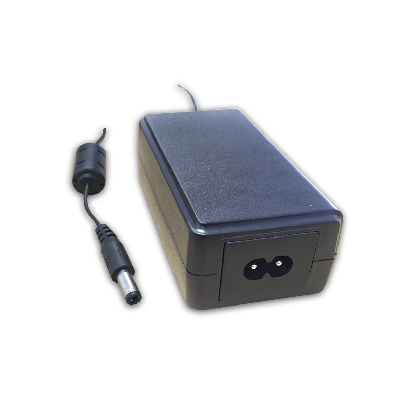 1 pcs - RS PRO 30W Plug-In AC/DC Adapter 15V dc Output, 2A Output