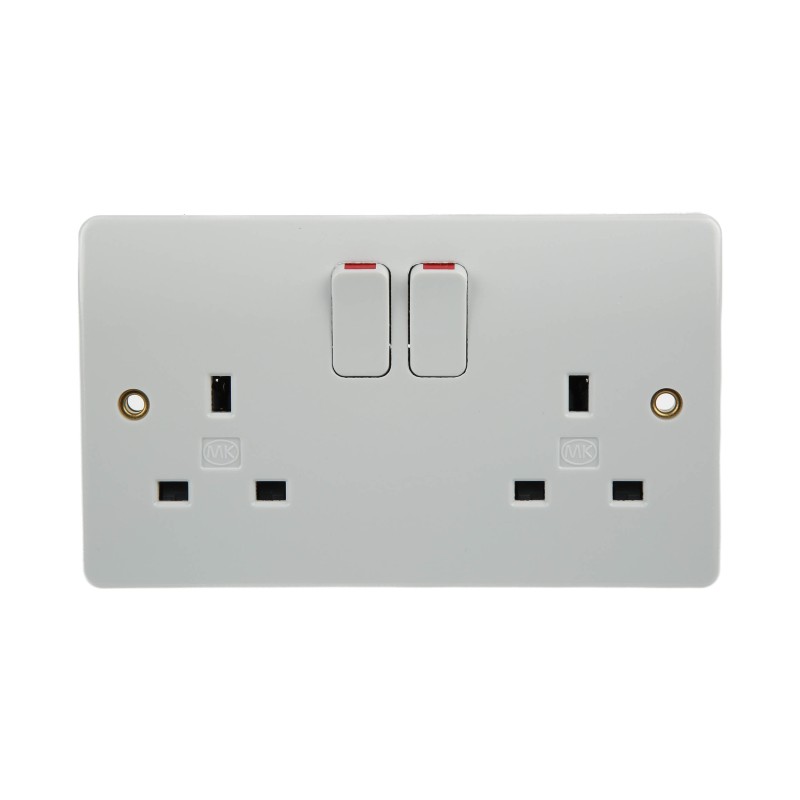 1 pcs - MK Electric White 2 Gang Plug Socket, 2 Poles, 13A, Type G - British, Indoor Use