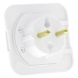 1 pcs - Kopp Europe to Europe Adapter, Rated At 2.5A