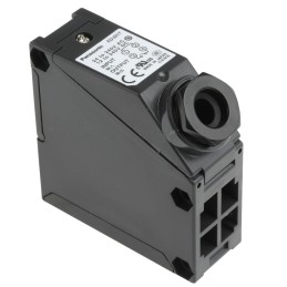 1 pcs - Panasonic Diffuse Photoelectric Sensor, Block Sensor, 100 mm - 2.5 m Detection Range