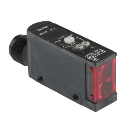 1 pcs - Omron Diffuse Photoelectric Sensor, Block Sensor, 700 mm Detection Range