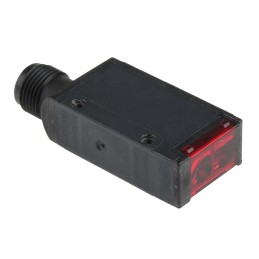 1 pcs - Omron Diffuse Photoelectric Sensor, Block Sensor, 700 mm Detection Range