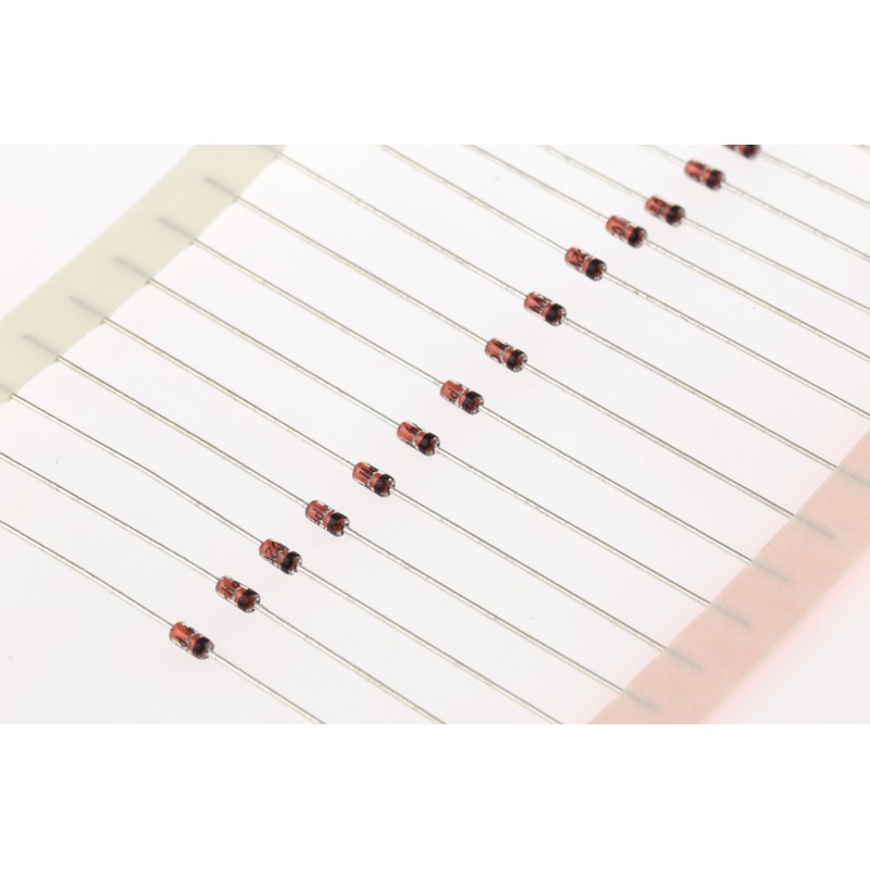 100 pcs - BZX79-C2V4,113 Nexperia, 2.4V Zener Diode 5% 500 mW Through Hole 2-Pin DO-35