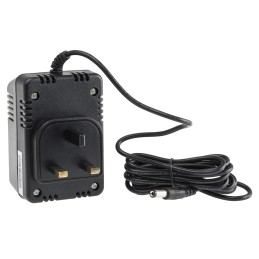 1 pcs - RS PRO 11W Plug-In AC/DC Adapter 18V dc Output, 600mA Output