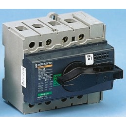 1 pcs - Schneider Electric 4P Pole Isolator Switch - 125A Maximum Current, 75kW Power Rating, IP40