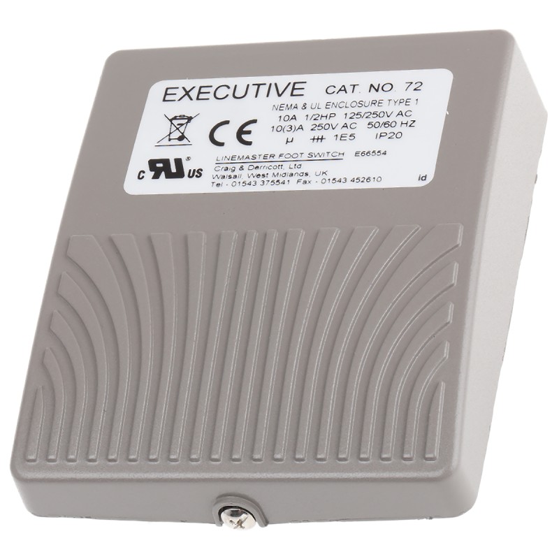 1 pcs - RS PRO Light Duty Momentary Foot Switch - Zinc Case Material, SP-CO, 10 A @ 250 V ac Contact Current, 250V Contact