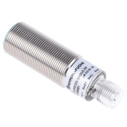 1 pcs - Pepperl + Fuchs Ultrasonic Barrel-Style Proximity Sensor, M18 x 1, 50 - 700 mm Detection, PNP Output, 20