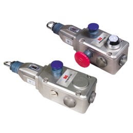 1 pcs - Omron ER Rope Pull Switch, 100m, 2NO/2NC, Straight