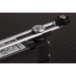 1 pcs - RS PRO Adjustable Roller Lever Limit Switch, NO/NC, IP65, DPST, Thermoplastic Housing, 400V ac Max, 10A Max