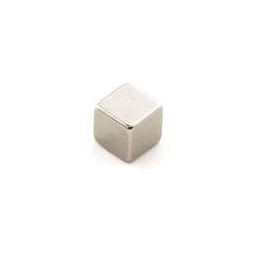 10 pcs : COM-08644 - SparkFun Accessories Magnet Square - 0.125in.