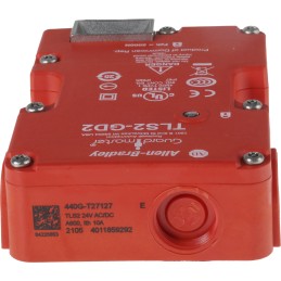 1 pcs - Allen Bradley 440G-T Series Solenoid Interlock Switch, Power to Lock, 24V ac/dc