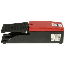 1 pcs - Bernstein AG Foot Switch Momentary Foot Switch - Aluminium Case Material, 2NO/2NC